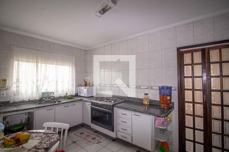 Casa à venda com 299m², 3 quartos e 3 vagasCozinha