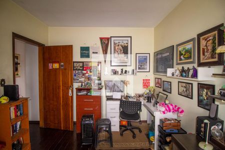 Casa à venda com 299m², 3 quartos e 3 vagasQuarto 2