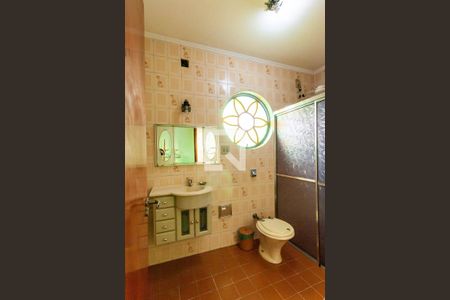 Casa à venda com 312m², 4 quartos e 4 vagas Casa à venda com 312m², 4 quartos e 4 vagasBanheiro da Suíte 3