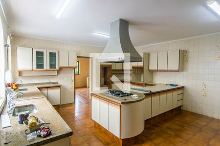 Casa à venda com 376m², 3 quartos e 3 vagasCozinha