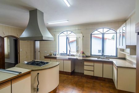 Casa à venda com 376m², 3 quartos e 3 vagasCozinha