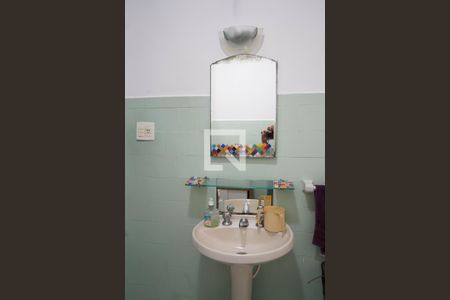 Apartamento à venda com 144m², 2 quartos e sem vaga Apartamento à venda com 144m², 2 quartos e sem vagaBanheiro