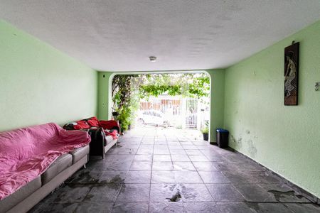 Casa à venda com 138m², 3 quartos e 3 vagas Casa à venda com 138m², 3 quartos e 3 vagasGaragem