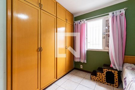 Casa à venda com 138m², 3 quartos e 3 vagas Casa à venda com 138m², 3 quartos e 3 vagasQuarto 2
