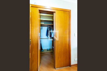 Apartamento à venda com 114m², 3 quartos e 1 vagaCloset