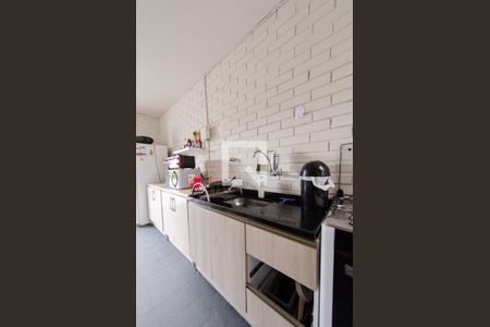 Casa à venda com 595m², 6 quartos e 4 vagas Casa à venda com 595m², 6 quartos e 4 vagasCozinha 2