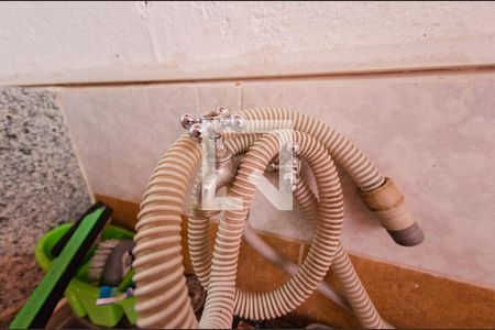 Casa à venda com 595m², 6 quartos e 4 vagas Casa à venda com 595m², 6 quartos e 4 vagasÁrea de serviço