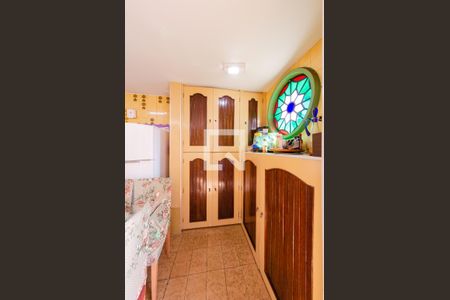 Casa à venda com 595m², 6 quartos e 4 vagas Casa à venda com 595m², 6 quartos e 4 vagasCozinha