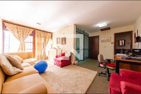 Casa à venda com 595m², 6 quartos e 4 vagas Casa à venda com 595m², 6 quartos e 4 vagasSala 4