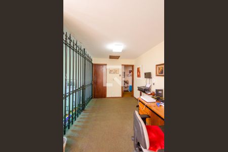 Casa à venda com 595m², 6 quartos e 4 vagas Casa à venda com 595m², 6 quartos e 4 vagasSala 4