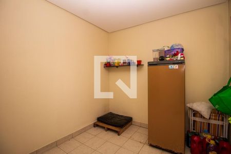 Casa de condomínio à venda com 288m², 3 quartos e 3 vagas Casa de condomínio à venda com 288m², 3 quartos e 3 vagasQuarto de Serviço