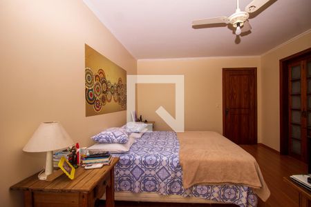 Casa de condomínio à venda com 288m², 3 quartos e 3 vagas Casa de condomínio à venda com 288m², 3 quartos e 3 vagasSuite