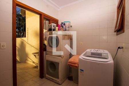 Casa de condomínio à venda com 288m², 3 quartos e 3 vagas Casa de condomínio à venda com 288m², 3 quartos e 3 vagasÁrea de Serviço