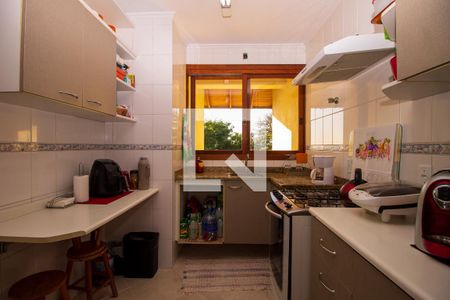 Casa de condomínio à venda com 288m², 3 quartos e 3 vagas Casa de condomínio à venda com 288m², 3 quartos e 3 vagasCozinha