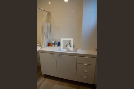 Casa à venda com 100m², 3 quartos e sem vagaBanheiro da Suíte 1