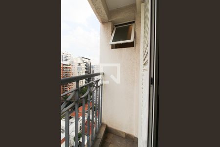 Apartamento à venda com 46m², 1 quarto e 2 vagasVaranda do Quarto 