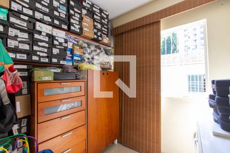 Apartamento para alugar com 320m², 3 quartos e 3 vagas Apartamento para alugar com 320m², 3 quartos e 3 vagasQuarto de Serviço 2º Andar