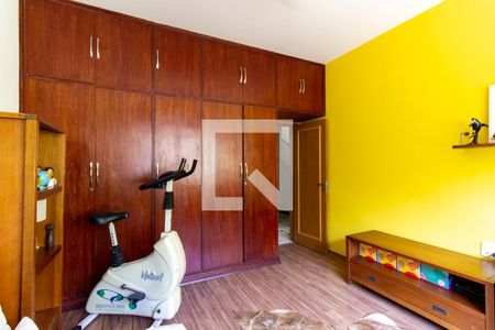 Apartamento para alugar com 320m², 3 quartos e 3 vagas Apartamento para alugar com 320m², 3 quartos e 3 vagasQuarto 2 3º Andar