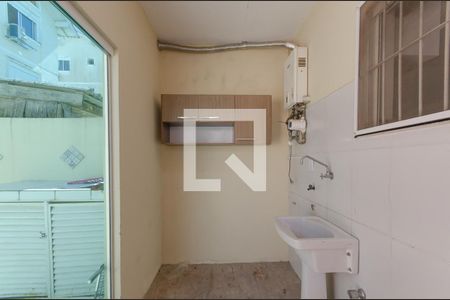 Casa à venda com 185m², 3 quartos e 2 vagasÁrea Externa