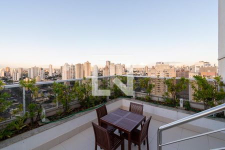 Apartamento para alugar com 75m², 2 quartos e 2 vagas