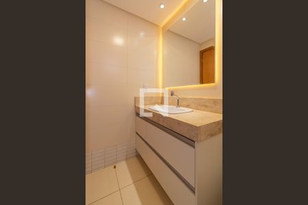 Apartamento para alugar com 75m², 2 quartos e 2 vagas