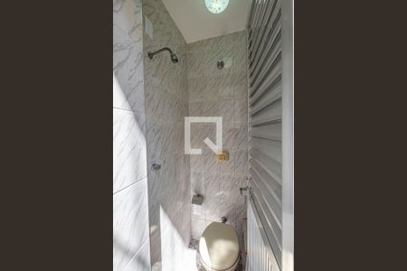 Casa de condomínio à venda com 142m², 3 quartos e sem vaga Casa de condomínio à venda com 142m², 3 quartos e sem vagaBanheiro de Serviço