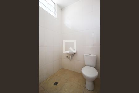 Casa à venda com 140m², 2 quartos e 4 vagasBanheiro da Suíte