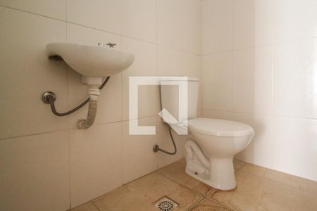 Casa à venda com 140m², 2 quartos e 4 vagasBanheiro 