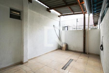 Casa à venda com 140m², 2 quartos e 4 vagasQuintal 