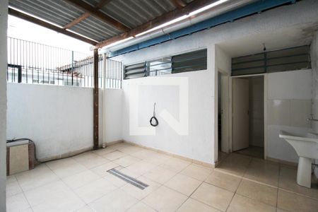 Casa à venda com 140m², 2 quartos e 4 vagasQuintal 