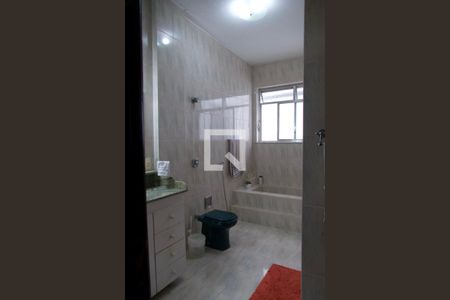 Apartamento à venda com 490m², 4 quartos e 1 vaga Apartamento à venda com 490m², 4 quartos e 1 vagaBanheiro social