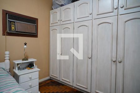 Quarto 1 de apartamento para alugar com 2 quartos, 76m² em Santa Maria Goretti, Porto Alegre