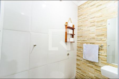 Casa à venda com 187m², 5 quartos e 2 vagas Casa à venda com 187m², 5 quartos e 2 vagasLavabo