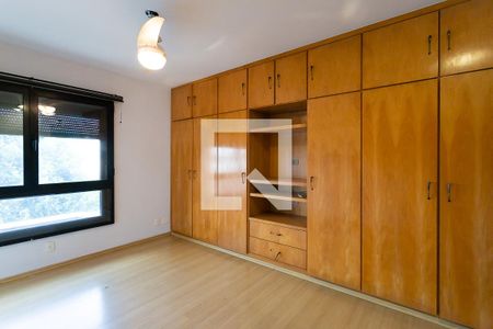 Suíte de apartamento à venda com 3 quartos, 109m² em Vila Madalena, São Paulo