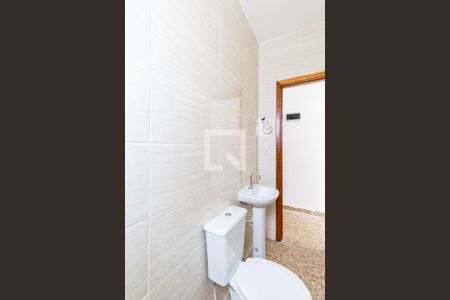 Banheiro de casa para alugar com 1 quarto, 50m² em Vila Campestre, São Paulo