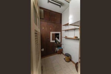 Apartamento à venda com 115m², 3 quartos e 1 vaga Apartamento à venda com 115m², 3 quartos e 1 vagaQuarto de Serviço