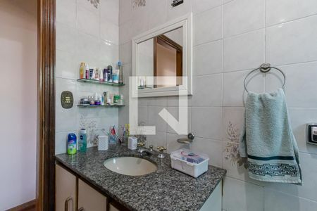 Casa à venda com 300m², 3 quartos e 6 vagas Casa à venda com 300m², 3 quartos e 6 vagasBanheiro