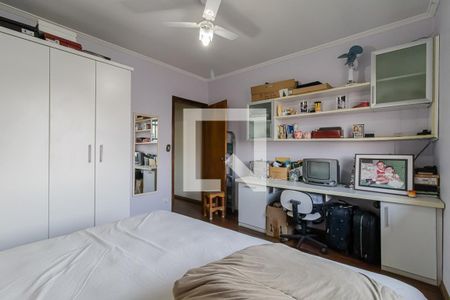 Casa à venda com 300m², 3 quartos e 6 vagas Casa à venda com 300m², 3 quartos e 6 vagasQuarto 1