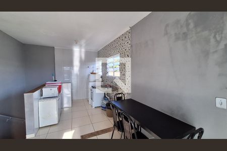 Sala de casa para alugar com 2 quartos, 67m² em Maracanã, Praia Grande