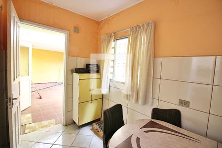 Casa à venda com 219m², 4 quartos e 3 vagasQuarto de Serviço