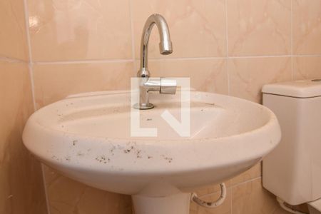 Apartamento para alugar com 190m², 4 quartos e 2 vagas Apartamento para alugar com 190m², 4 quartos e 2 vagasBanheiro de Serviço
