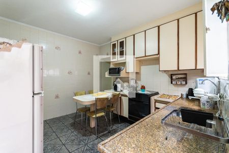 Casa à venda com 150m², 3 quartos e 2 vagas Casa à venda com 150m², 3 quartos e 2 vagasCozinha