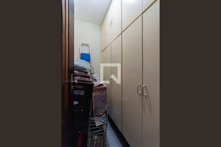 Casa à venda com 150m², 3 quartos e 2 vagas Casa à venda com 150m², 3 quartos e 2 vagasQuarto de serviço