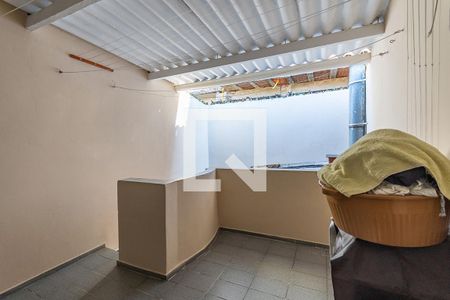 Casa à venda com 150m², 3 quartos e 2 vagas Casa à venda com 150m², 3 quartos e 2 vagasÁrea de serviço