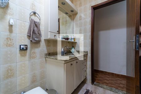 Casa à venda com 150m², 3 quartos e 2 vagas Casa à venda com 150m², 3 quartos e 2 vagasBanheiro