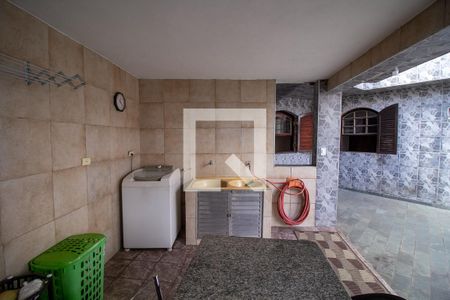 Casa à venda com 248m², 3 quartos e 2 vagasÁrea de Serviço