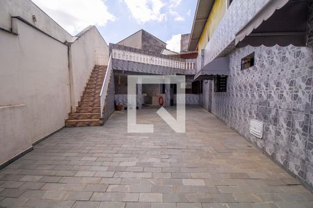 Casa à venda com 248m², 3 quartos e 2 vagasQuintal