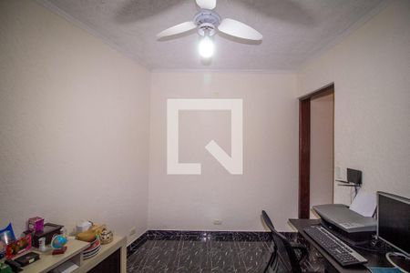 Casa à venda com 248m², 3 quartos e 2 vagasEscritório