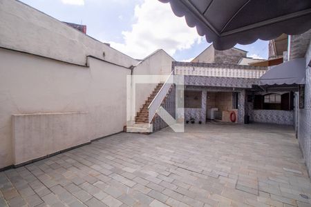 Casa à venda com 248m², 3 quartos e 2 vagasQuintal