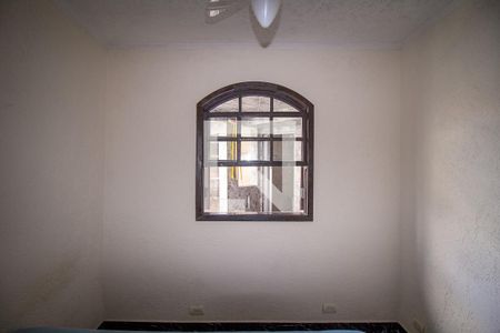 Casa à venda com 248m², 3 quartos e 2 vagasQuarto 2